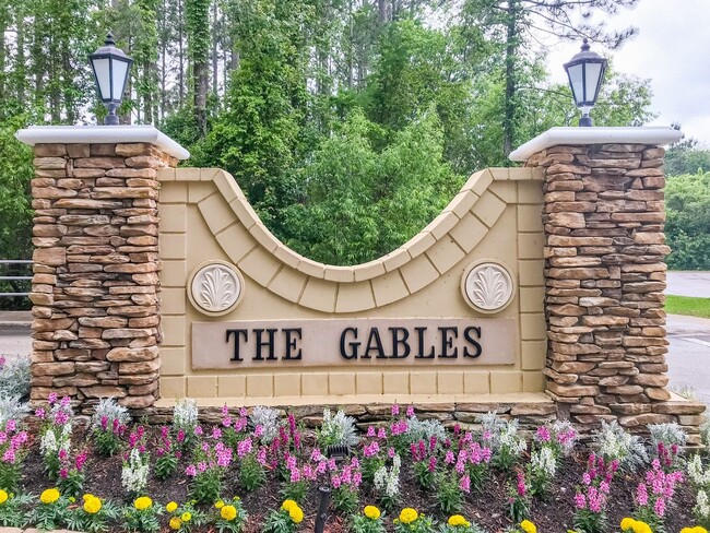 Building Photo - Great Rental in The Gables!