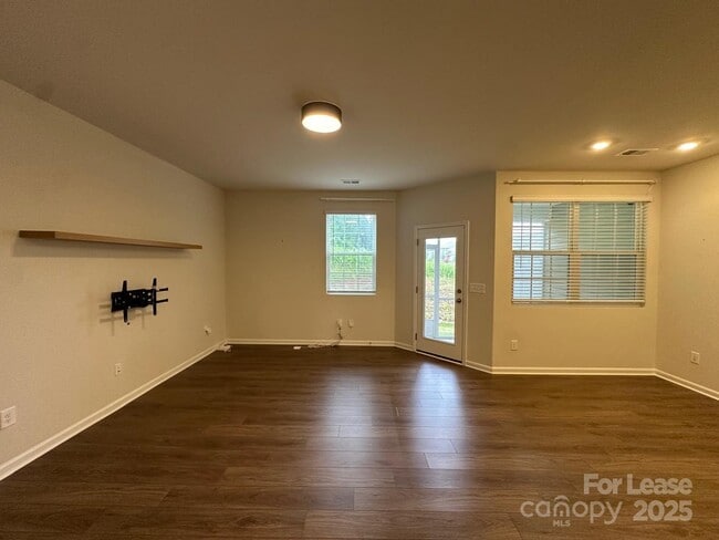 Building Photo - 14140 Castle Nook Dr