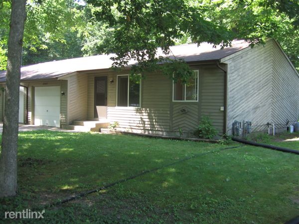 Building Photo - 15167 Kelly St