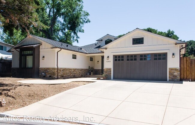 Foto del edificio - 4 br, 2.5 bath House - 1260 Patlen Drive