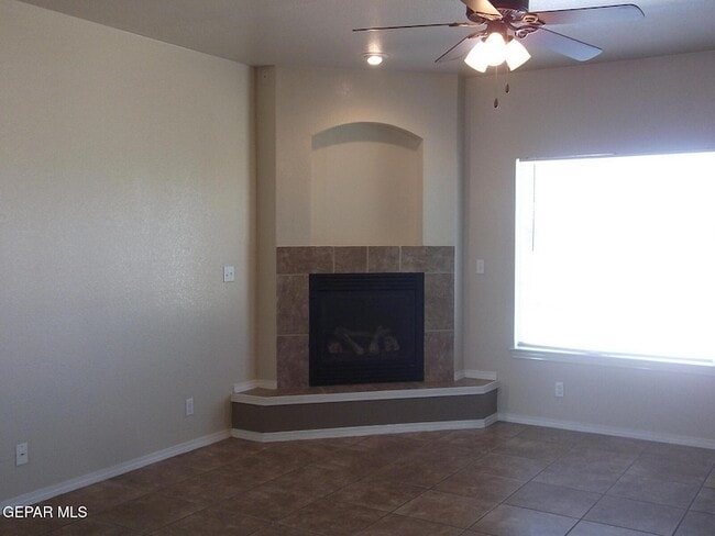 Building Photo - 5823 Manchester Dr