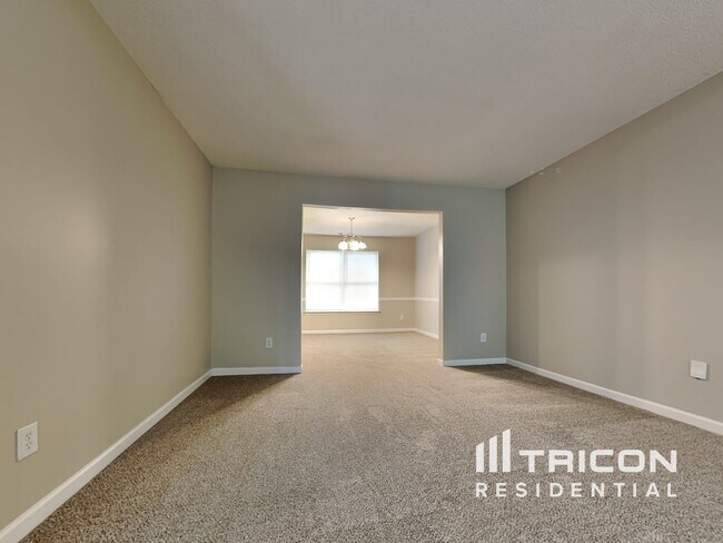 Building Photo - 4348 Persian Ct SW