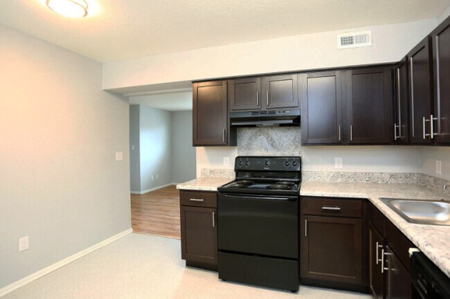 Building Photo - 4211 Newsome Dr