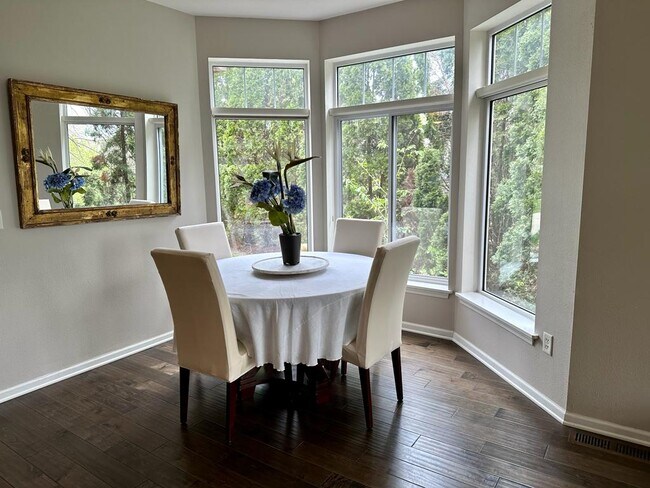 Formal dinning - 18205 W Wisconsin Ave
