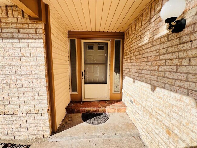 Foto del edificio - 9614 Ravensworth Dr