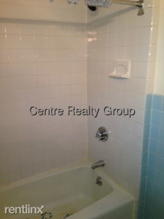Foto del edificio - 2 br, 1 bath Apartment - 300 Main St