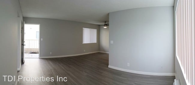 Building Photo - 229 S Normandie Ave