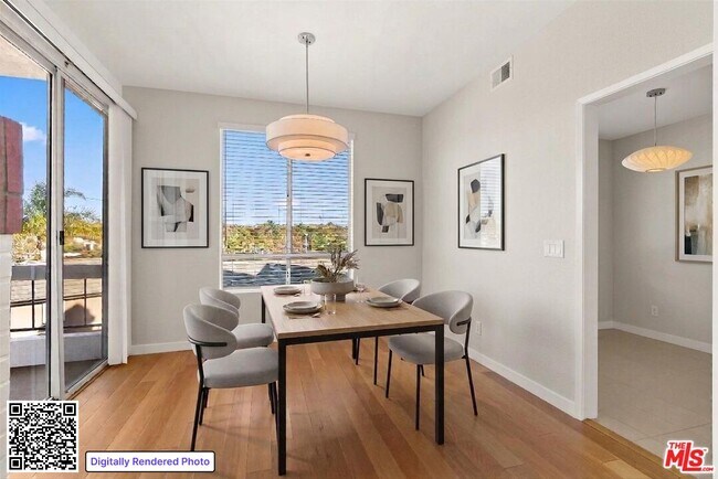 Foto del edificio - 4643 E 4th St