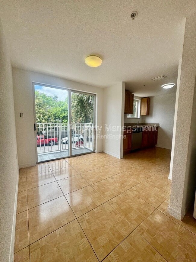 Photo - 498 SW 6th St Apartment