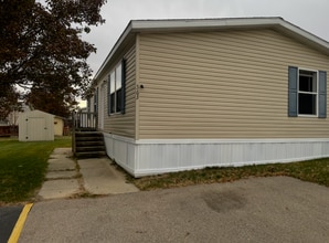 Building Photo - 363 Shummard Branch