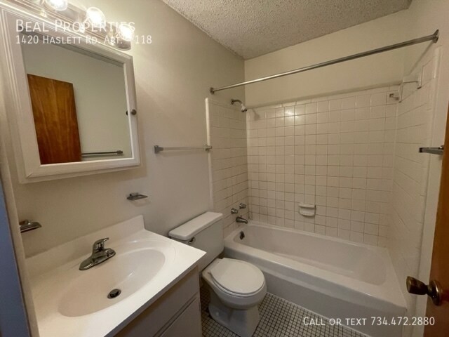 Building Photo - 1420 Haslett Rd