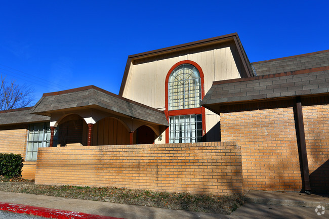 Primary Photo - Auburn Lane Apartments