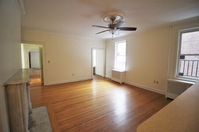 Foto del edificio - 1011 N Charles St