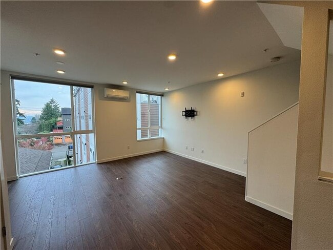 Building Photo - 7508 15th Ave NW