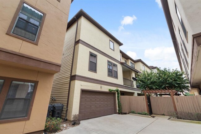Foto del edificio - 3943 Gibson St