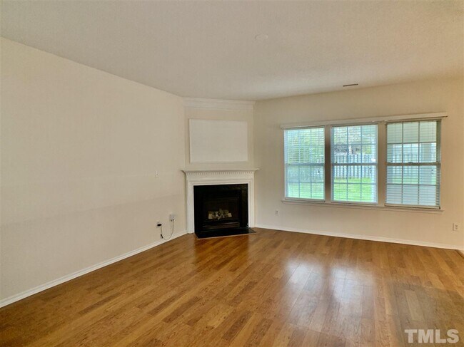 Foto del edificio - 4908 Heatherfield Way