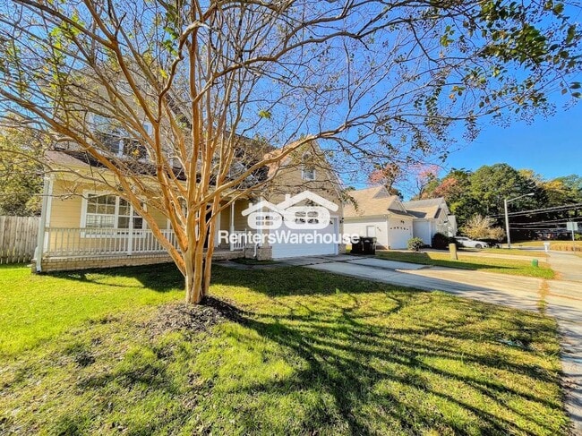 Foto del edificio - 2536 Golden Maple Dr