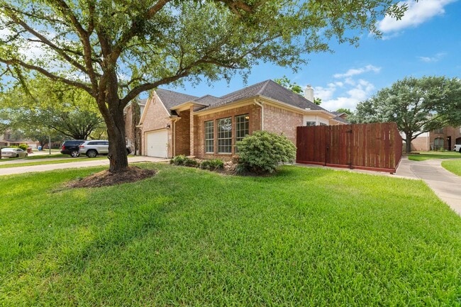 Building Photo - 22531 Heather Way Ct