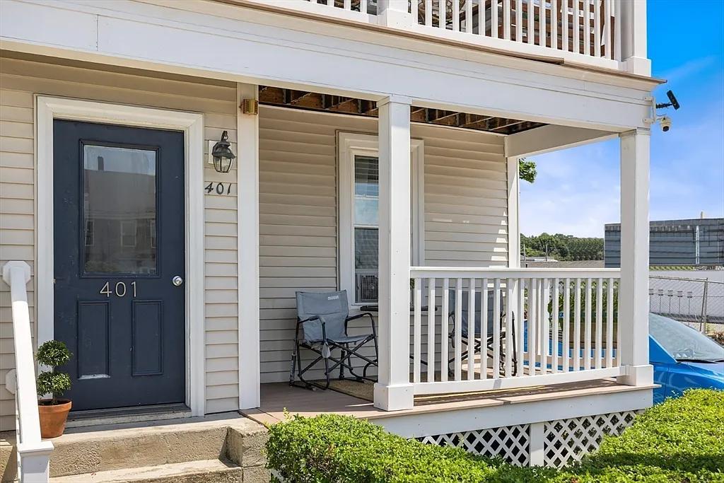 Photo - 401 Cabot St - 2