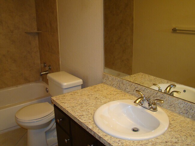 Foto del edificio - Limited-Time Offer: Get 1 Month FREE Rent ...