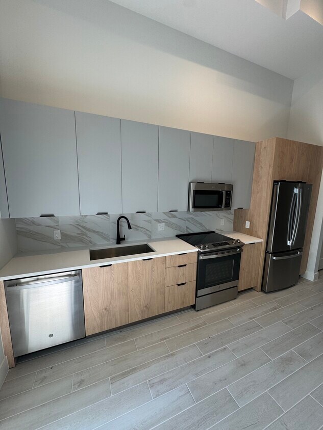 Foto principal - 8226 NW 34th St