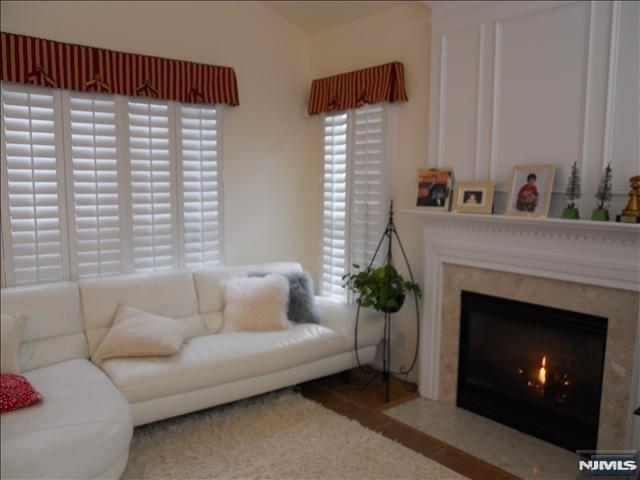 Foto del edificio - 85 Buckthorn Ct
