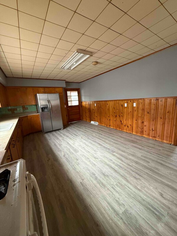 Foto del edificio - 104 N Vine St