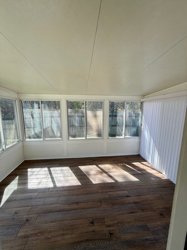 Building Photo - 149 Flagstone Ln