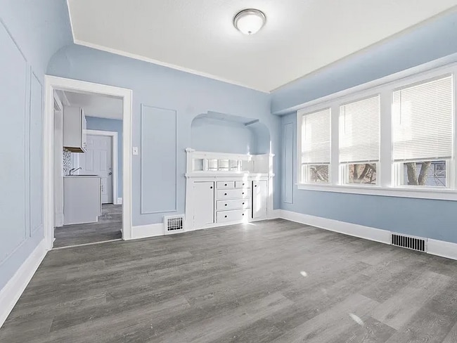 Building Photo - 1902 W Nash St