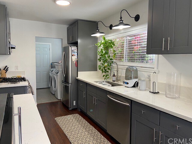 Foto del edificio - 1802 S Sycamore Ave