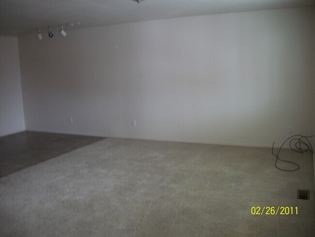 Foto del edificio - 3 Bedrooms 1 Bathroom Unit - in Belgrade