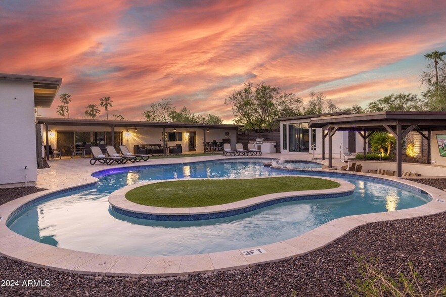 Foto principal - 12651 N 65th Place
