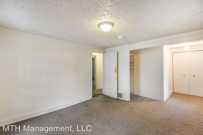 Building Photo - 4 br, 2 bath Apartment - 412 M.A.C.