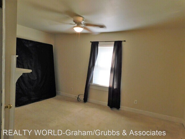 Foto del edificio - 1 br, 1 bath House - 13700 Old McColl Road