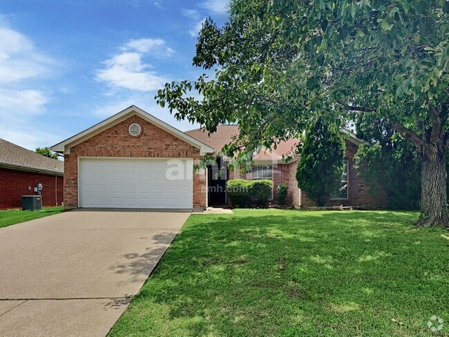 Building Photo - 1612 Windcastle Dr