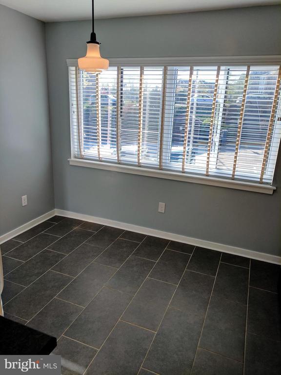 Foto del edificio - 3719 Madison Ln