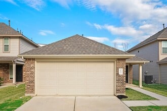 Building Photo - 2637 Lina Dr