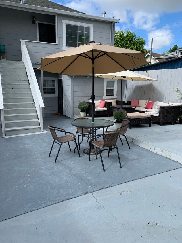 Photo - 2019 E 20th St (Oakland, CA)