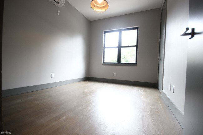 Building Photo - 1820 Palmetto St