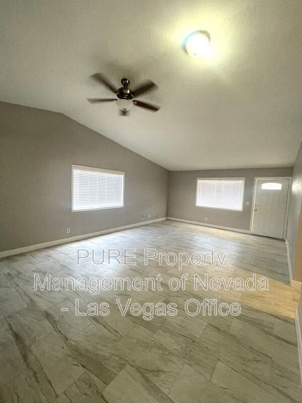 Building Photo - 5934 Via La Contera Dr