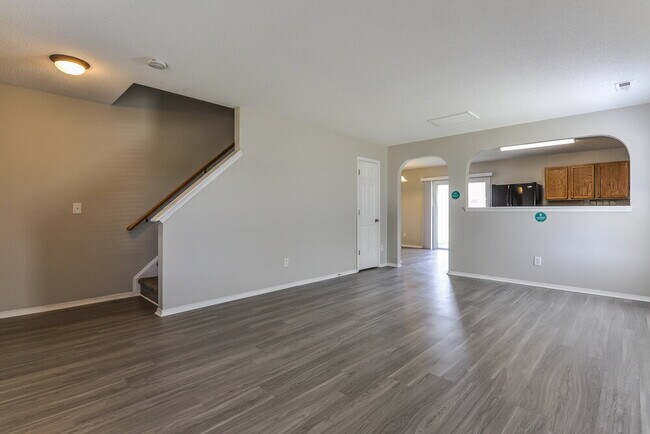Foto del edificio - 3036 Van Dorn Rd