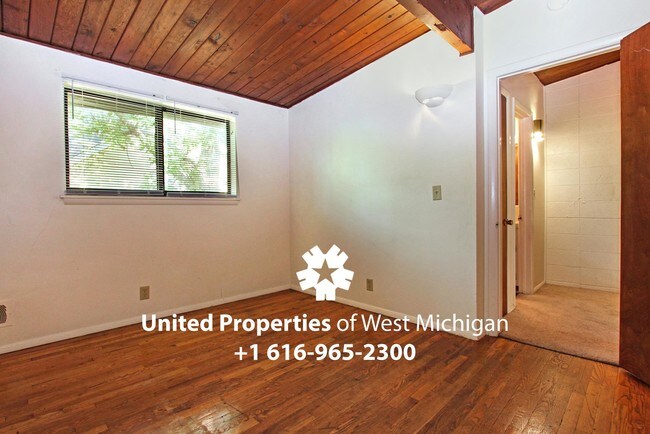 Foto del edificio - 1337 Northfield Ave NE