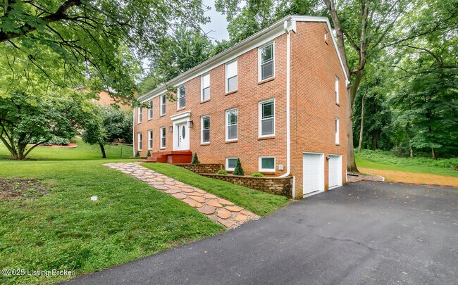 Foto del edificio - 7110 Fox Harbor Rd
