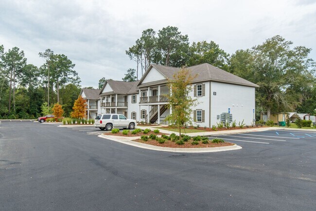 Building Photo - 2 Bedroom 2 Bathroom Apartments close to VSU