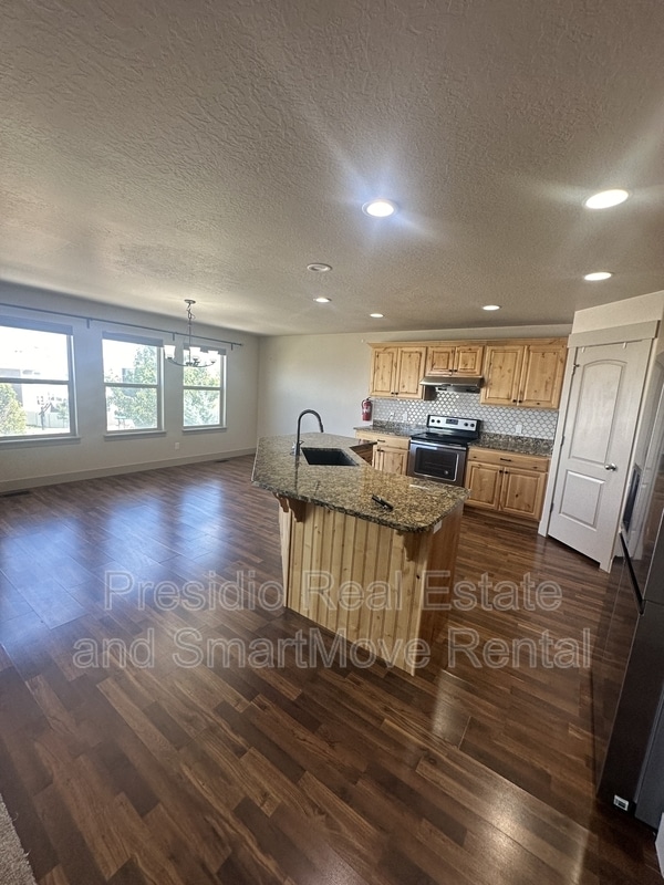 Foto del edificio - 14343 S Highfield Dr