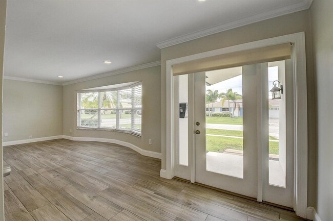 Photo - 798 SW 15th Ave House