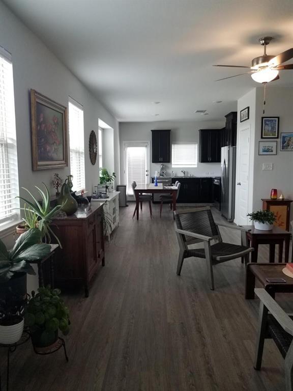Foto del edificio - 7114 Elgin St