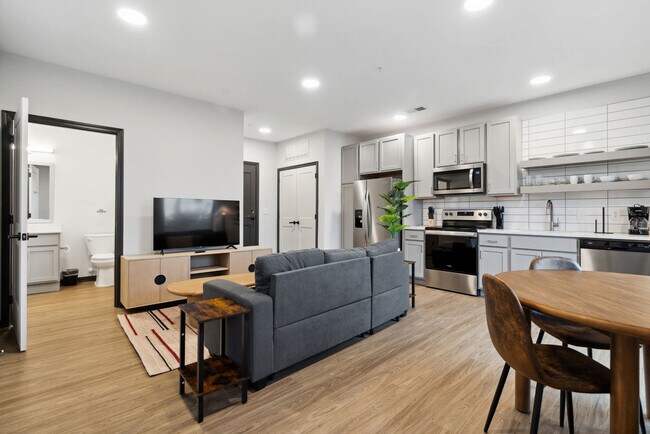 Foto del edificio - 423 E Michigan St