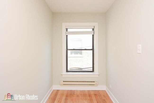 Building Photo - 2915 N Mildred Ave