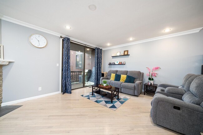 Building Photo - 437 Dunlin Plaza